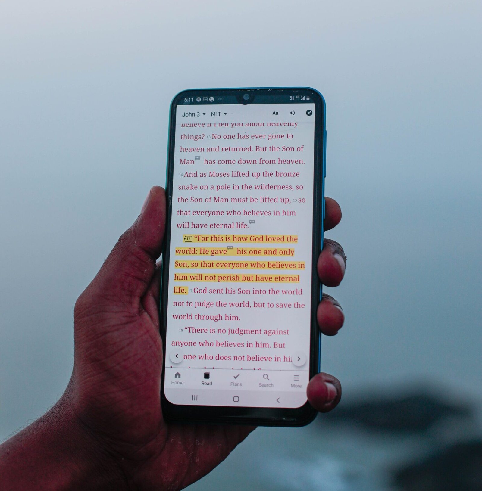daniel-dara-fuNwZKNddIc-unsplash